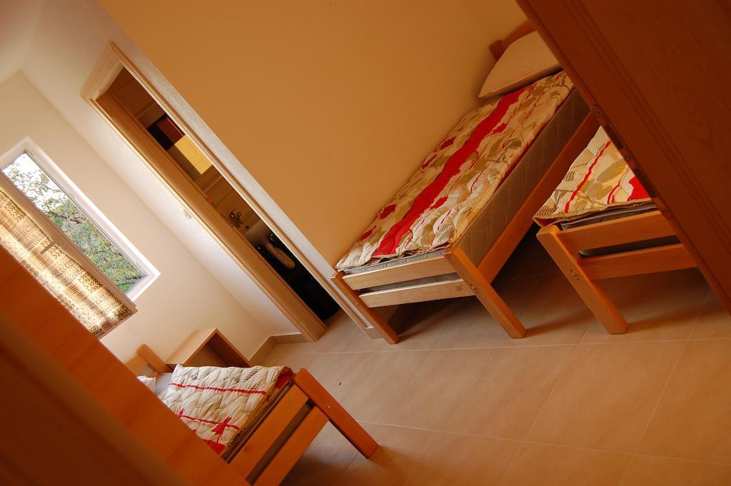 Međugorje Guesthouse Panna Maria חדר תמונה